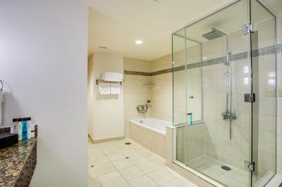 クラブオーシャンビュースイート(クイーンベッド2台) デュシット ビーチリゾート グアムの写真