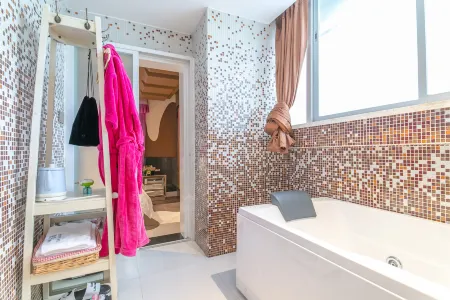 Boya Hotel (Guangzhou Beijing Road Pedestrian Street Tianzi Wharf)