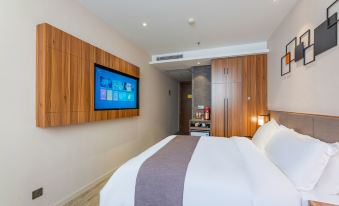Homeinn Plus Hotel (Dalian Xinghai Square Exhibition Center)