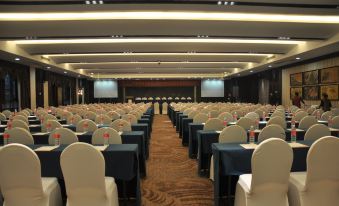 Ramada Plaza Chongqing