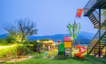 That Week Holiday Inn (Moganshan Bran)