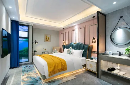 Mercure Yichun Golden Bay Hote Отели рядом с достопримечательностью «Yichun University»