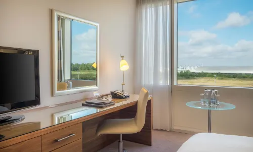 Hilton Reading