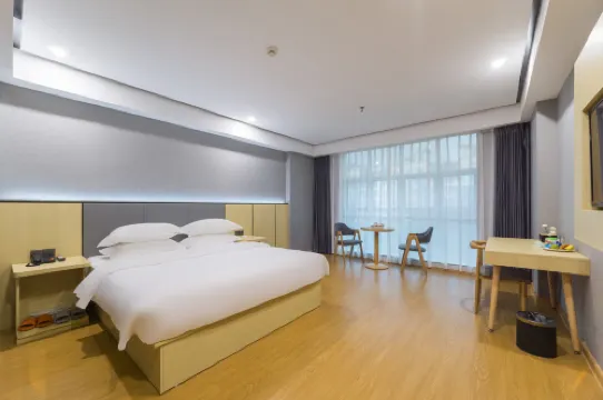 如家睿柏·雲飯店（寧德萬達廣場店）