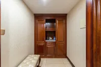 Mintai Hot Spring Holiday Hotel