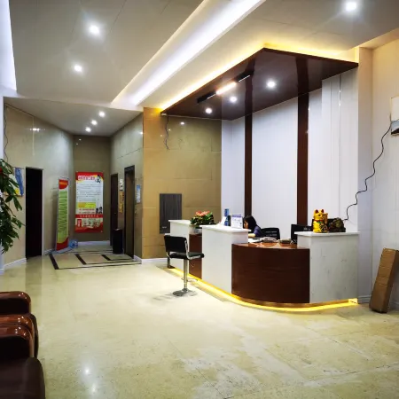 Xingren Back Garden Hotel (Wenhua South Road)