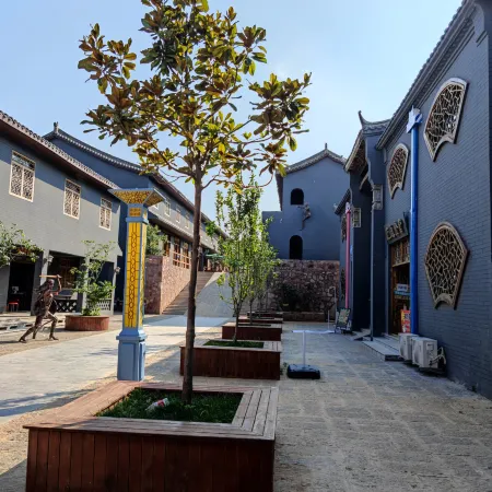 Fuxi Mountain siheyuan homestay