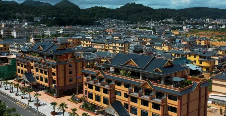 Tailanna Hotel Отели в г. Менлянь