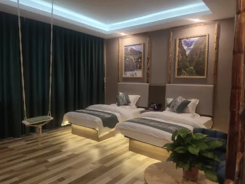 Shangri la dumb gudu Theme B & B