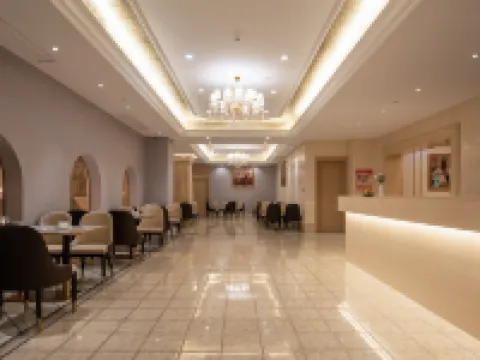 Vienna International Hotel Hotels in Longlin