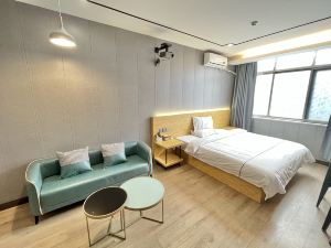 Ningling Jiujiang Business Hotel