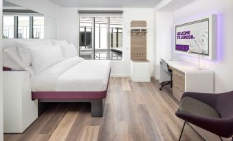 YOTEL London City