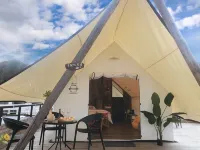 ZANMPHU LODGE - balcone