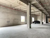 餘慶縣湖畔酒店（石羊湖店） - 停車場