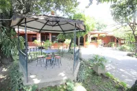 RedDoorz Plus Near Alun Alun Selatan 2 Hotels in Mantrijeron