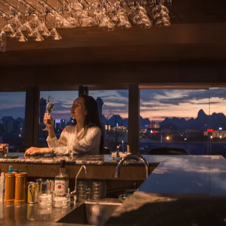 Li River Purejoy Hotel Guilin (Elephant hill Park and TwoRiver & FourLake landscape)