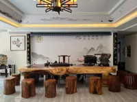 Huiyin  Building  Water  B&B