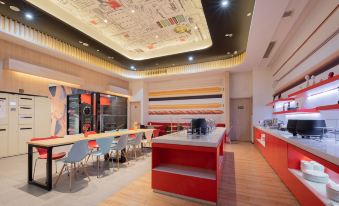 Ibis Hotel ( Longxin Plaza store, Changjiang South Road, Haimen)