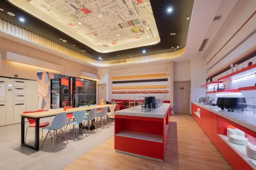 Ibis Hotel (Longxin Plaza, Changjiang South Road, Haimen) Mahlzeiten Photos