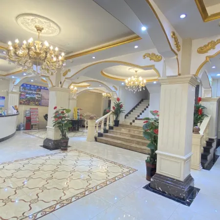Guilin Lingchuan Bading Grand Hotel (Guilin North Expressway Entrance)