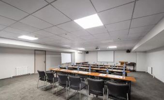 Homeinn Hotel (Fushun Wanghua Leifeng Memorial Hall)