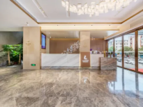 麗楓酒店（贛州信豐高鐵西站店） 信豐酒店