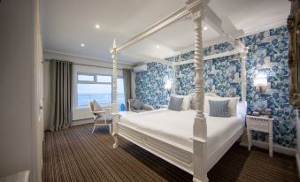 Cumberland Hotel - Oceana Collection