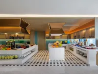 Home2 Suites by Hilton Wuhan High-speed Railway Station Qingshan Hotels near Beach Park