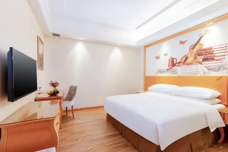 Vienna Hotel (Guangzhou Beijing Road Pedestrian Street Big Buddha Temple)