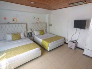 1IF2-4 APARTAMENTO EN CARTAGENA CERCA AL MAR CON AIRE ACONDICIONADO Y WIFI