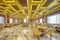 Golden Populus Hotel - breakfast