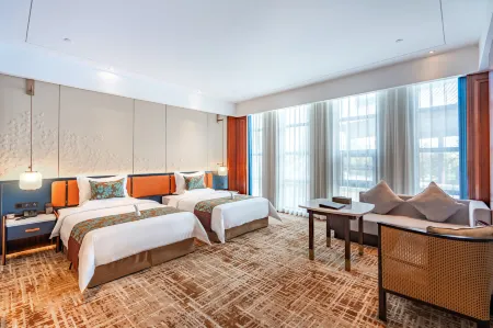 Fenxing Lihua Grand Hotel Отели рядом с достопримечательностью «Jiajiazhuang Folk Customs Zoo»