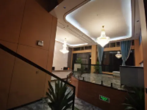 Hotel Sodombaj Hotels in Xinlong