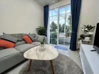 Tambon Tha Sala four bedrooms and two living rooms complete townhouse Hotels in Chiang Mai