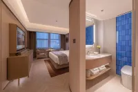 上海浦東機場桔子水晶飯店 外交官箱包（上海浦東機場T2航站樓國內廳安檢內2店）附近的飯店
