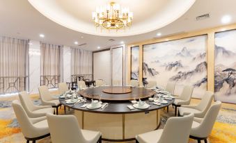 Runliu Grand Hotel (Liuzhou Five Star Pedestrian Street)
