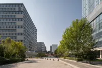 Uhome  Apartment  Hotel
