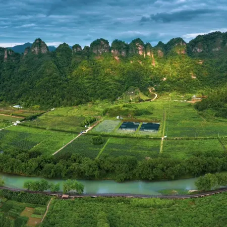 Xinchang Fenglan Xiyu Homestay (Shijiu Peak)