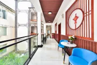 Dali Xin wants to be a Boutique bed-and-breakfast