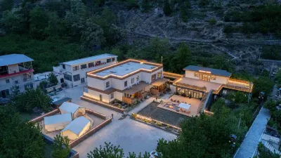 Muduo Xinningmuka Resort Hotel Các khách sạn ở Huyện Lý