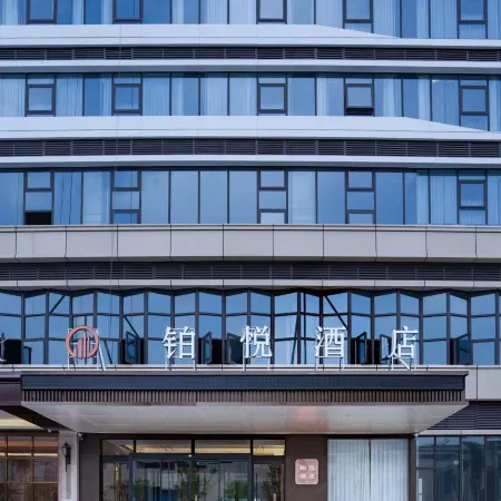 Bayside Plaza Hotel