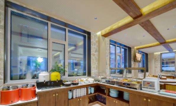 Snow Country Lake View Resort (In Snow Town Scenic Zone)