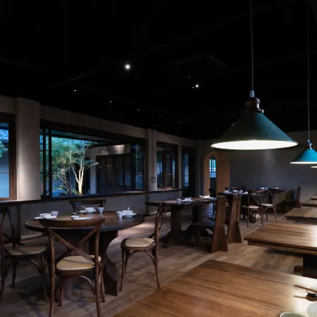 Yixin'erju Homestay (Yicun Art Center)