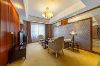 Hi-tech Phoenix Lake Hotel (Jingmen Hi-tech Zone) - balcony