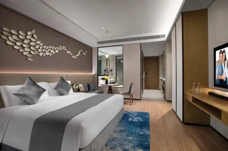 Ascott Xiangjiang FFC Changsha Отели рядом с достопримечательностью «Xiufengshan Park»