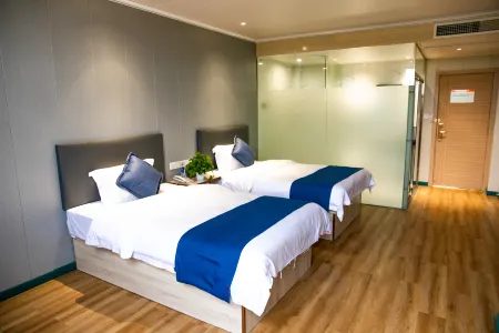 Lezhi Hongmei Hotel Отели рядом с достопримечательностью «Tonglv Passenger Transport Terminal»