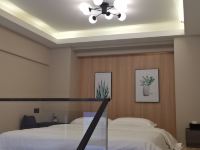 重庆YPlus电竞公寓 - concept大床房