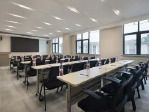 Lifeng Impression Hotel (Peng'an Yipin World Branch) Hotels in Peng'an