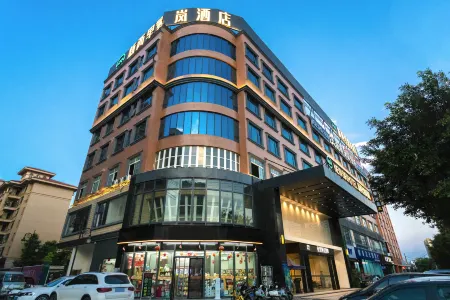 Newsiri Hotel