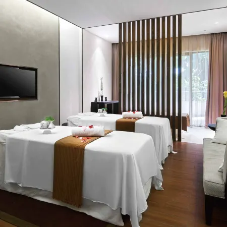 Crowne Plaza HAILING ISLAND by IHG